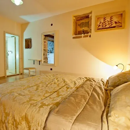 Medin Di Lastua Петровац Номер фото